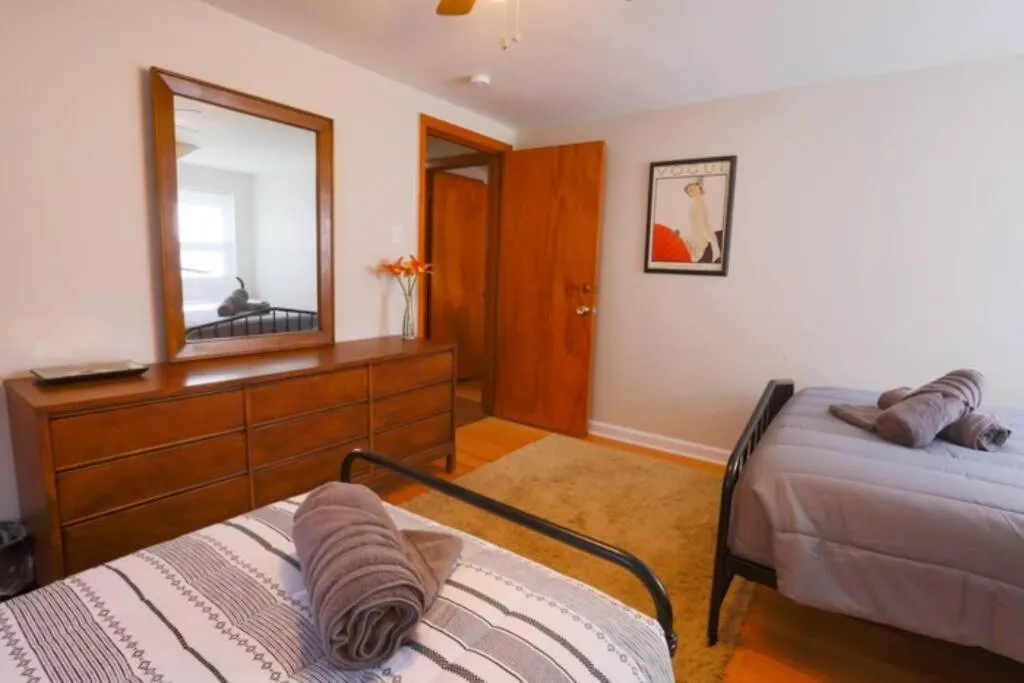 Close To City * Charming Central Xl Cape Cod * Airport Pittsburgh Holiday home